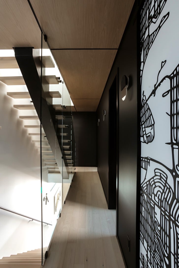 BR Spec Hallway by NAKO Design