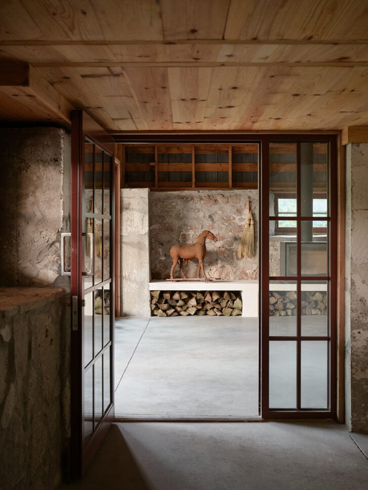 The Barn entry foyer by &Daughters, Kendal, Ontario
