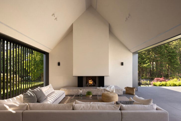 Acre House Pool Pavilion by Burgers Architecture