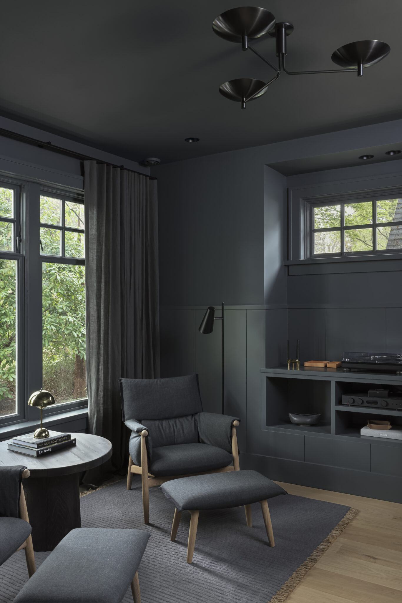 WL Design 25 Winners 2026: Dark Mode (Wallace House Den)