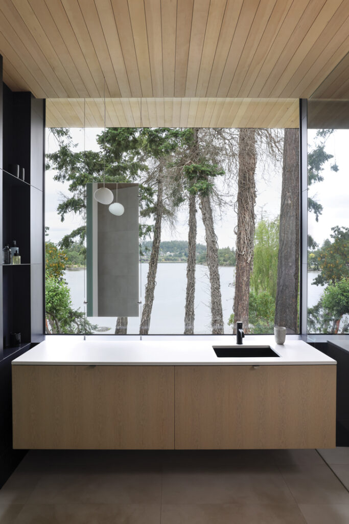 Trade Secrets: A Floating Vanity, a Better View and a Smarter Bathroom ...