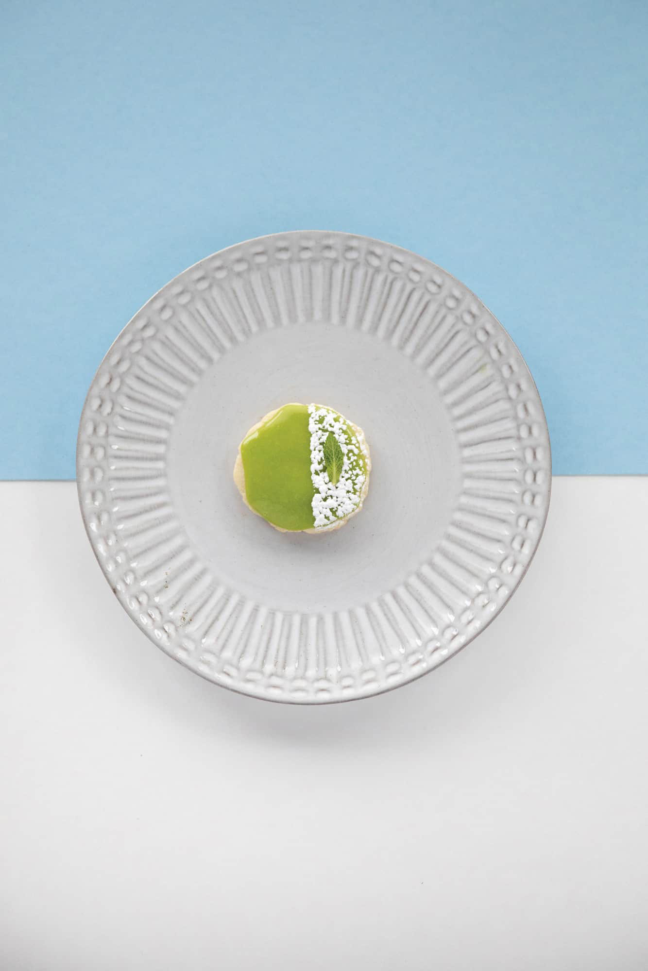 Recipe: Almond Shortbread with Sweet Pea and Mint Icing -